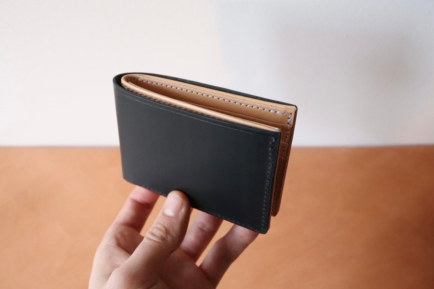 Bifold - Black and Natural Vachetta