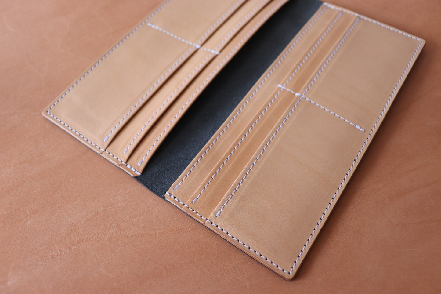 Long Bifold - Black and Natural Vachetta